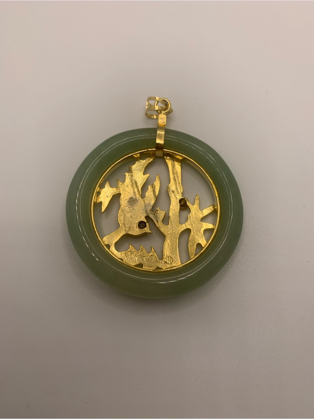 Vintage Green Jade and Gold Bird Pendant - Picture 2 of 3